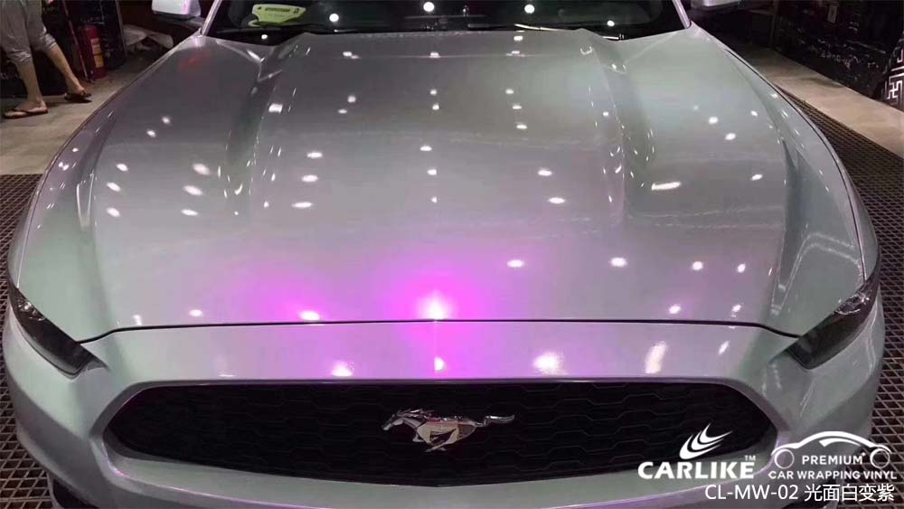 珠光幻彩光面白变紫汽车改色膜贴车效果图