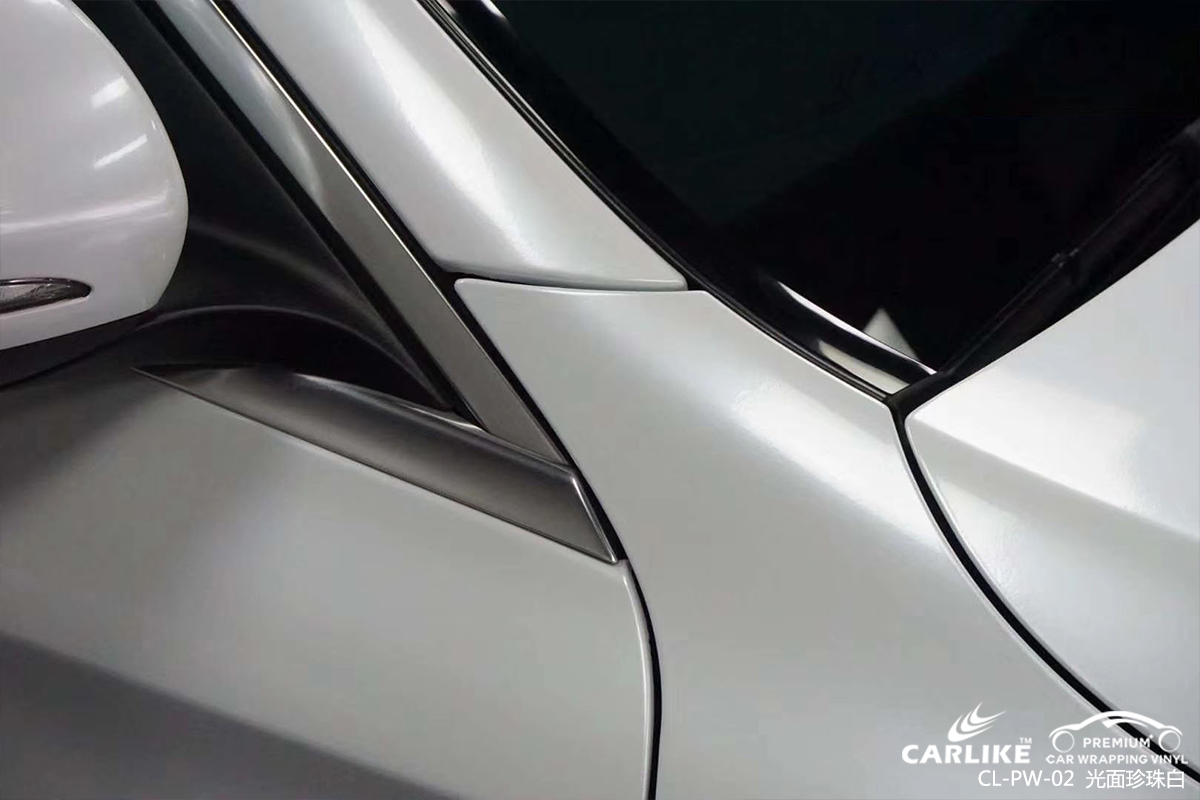 云浮奔驰c级汽车改色光面珍珠白车身贴膜效果图