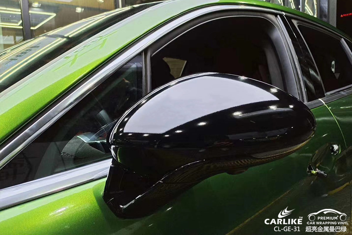 泸州保时捷Panamera车身改色超亮金属曼巴绿汽车贴膜效果图
