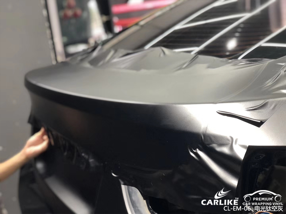 CARLIKE卡莱克™CL-EM-06宝马电光钛空灰汽车贴膜