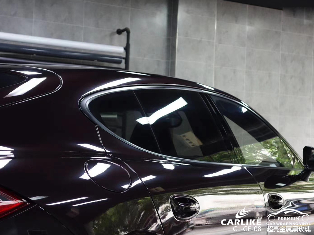 嘉兴保时捷Panamera全车贴膜超亮金属黑玫瑰汽车改色施工效果图