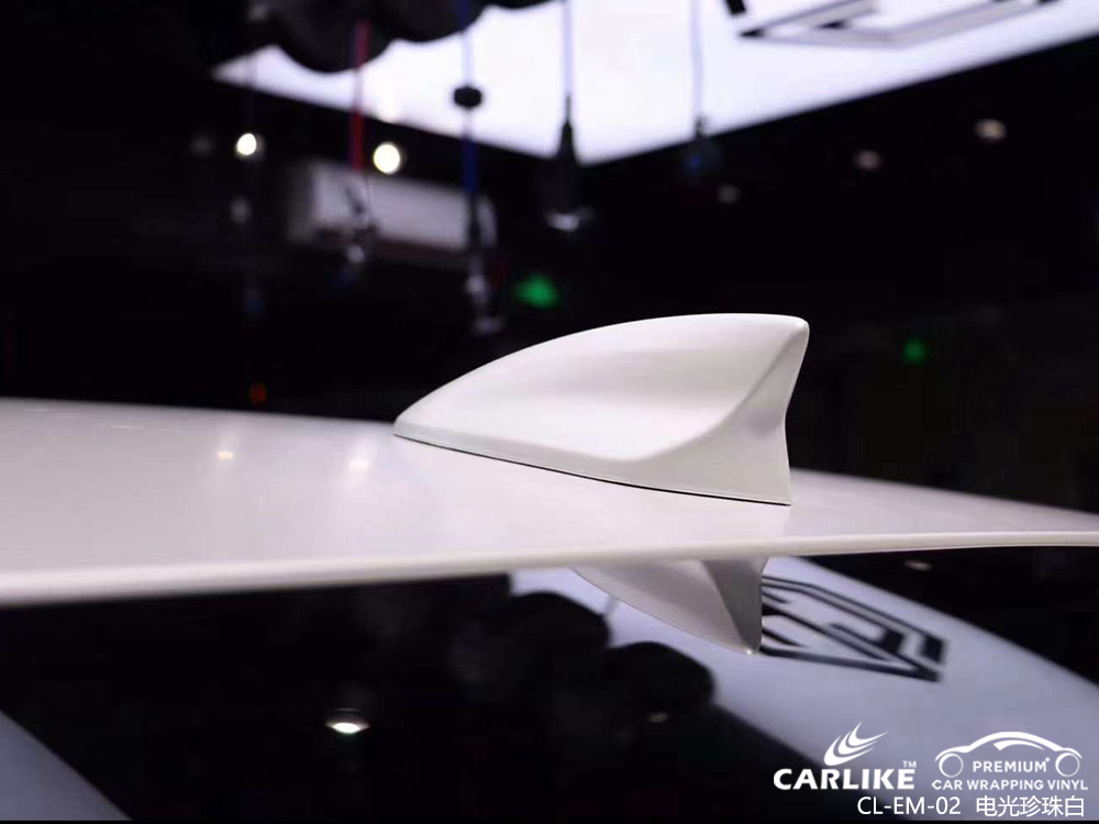 CARLIKE卡莱克™CL-EM-02凯迪拉克电光珍珠白车身贴膜