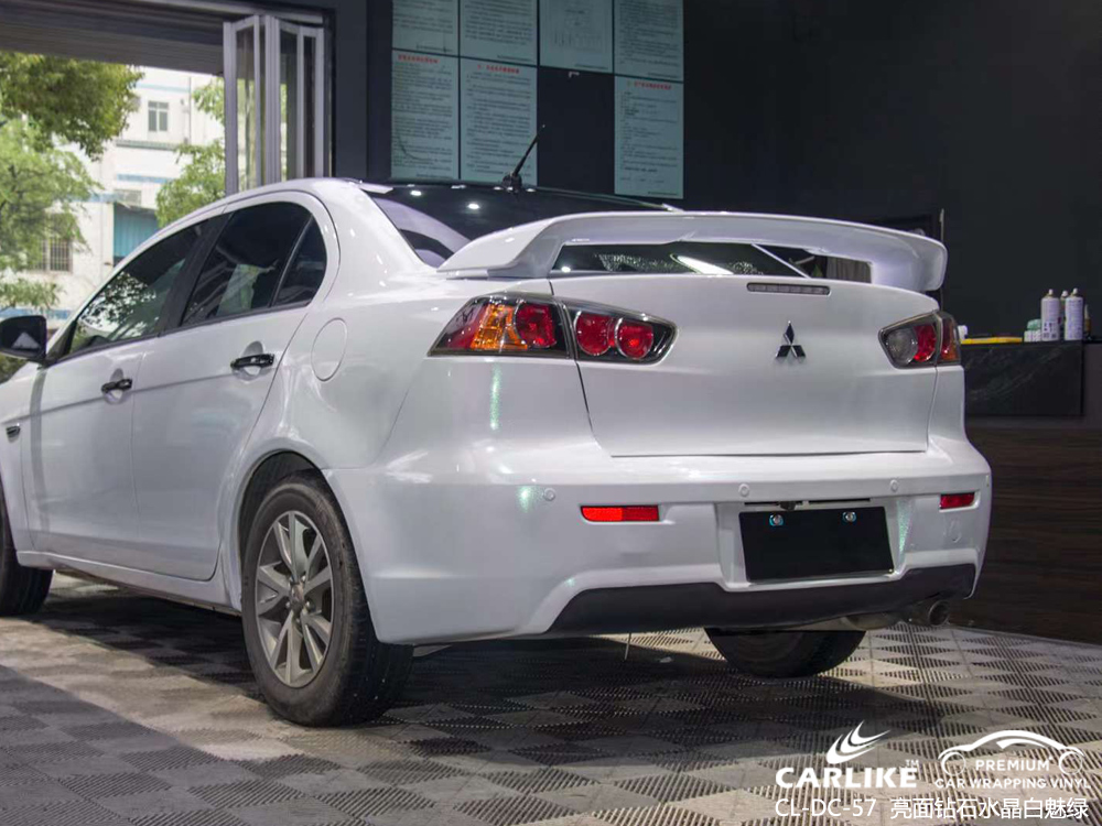 CARLIKE卡莱克™CL-DC-57三菱亮面钻石水晶白魅绿车身贴膜