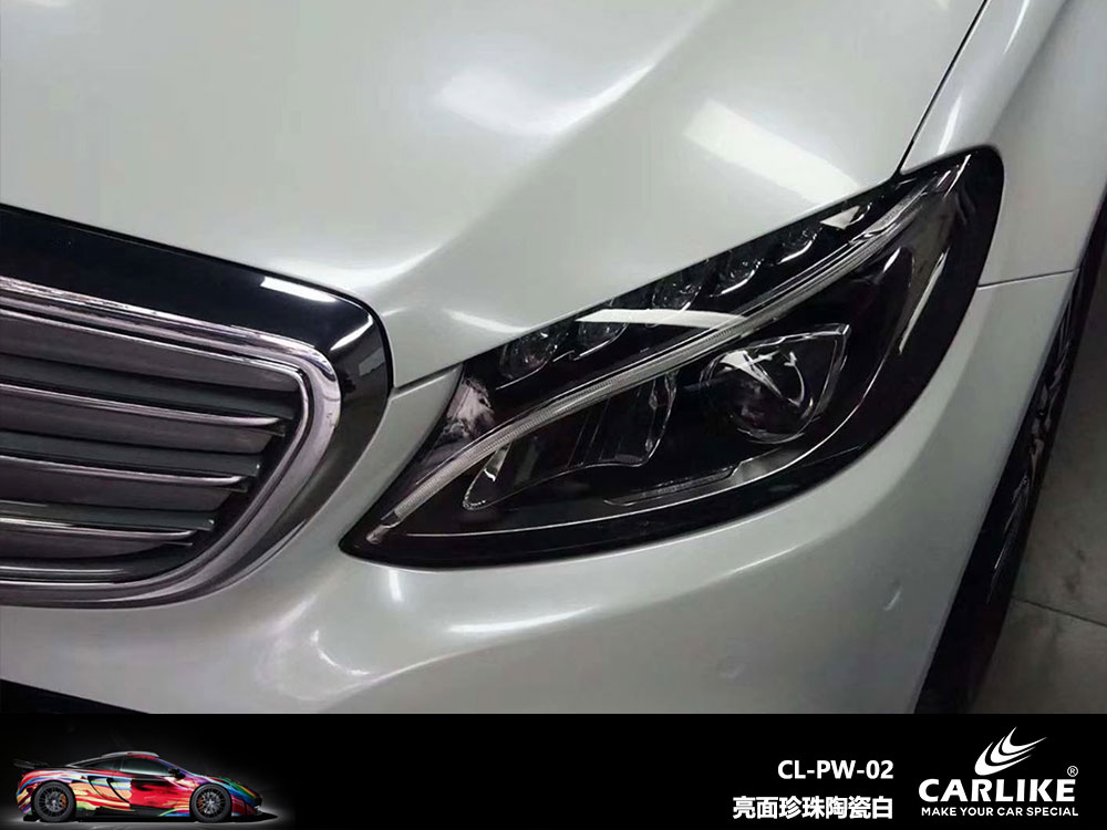CARLIKE卡莱克™CL-PW-02奔驰亮面珍珠陶瓷白全车贴膜