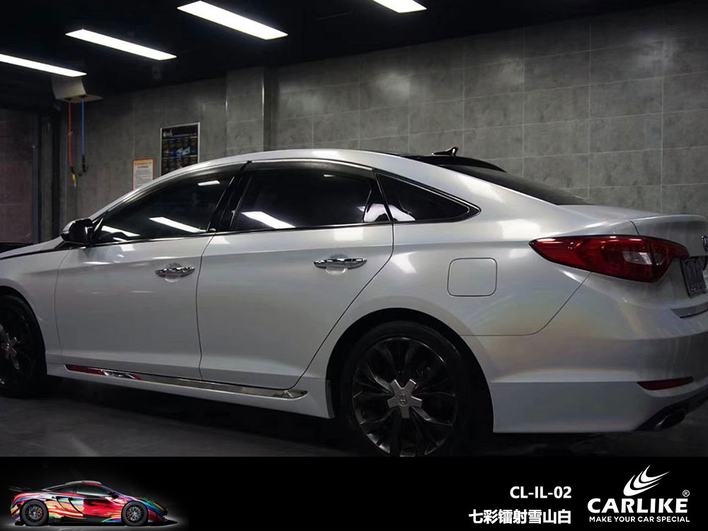 CARLIKE卡莱克™CL-IL-02现代七彩镭射雪山白全车贴膜