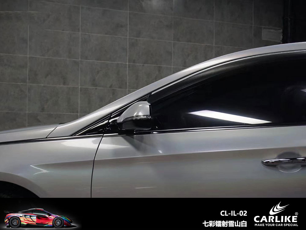 CARLIKE卡莱克™CL-IL-02现代七彩镭射雪山白全车贴膜